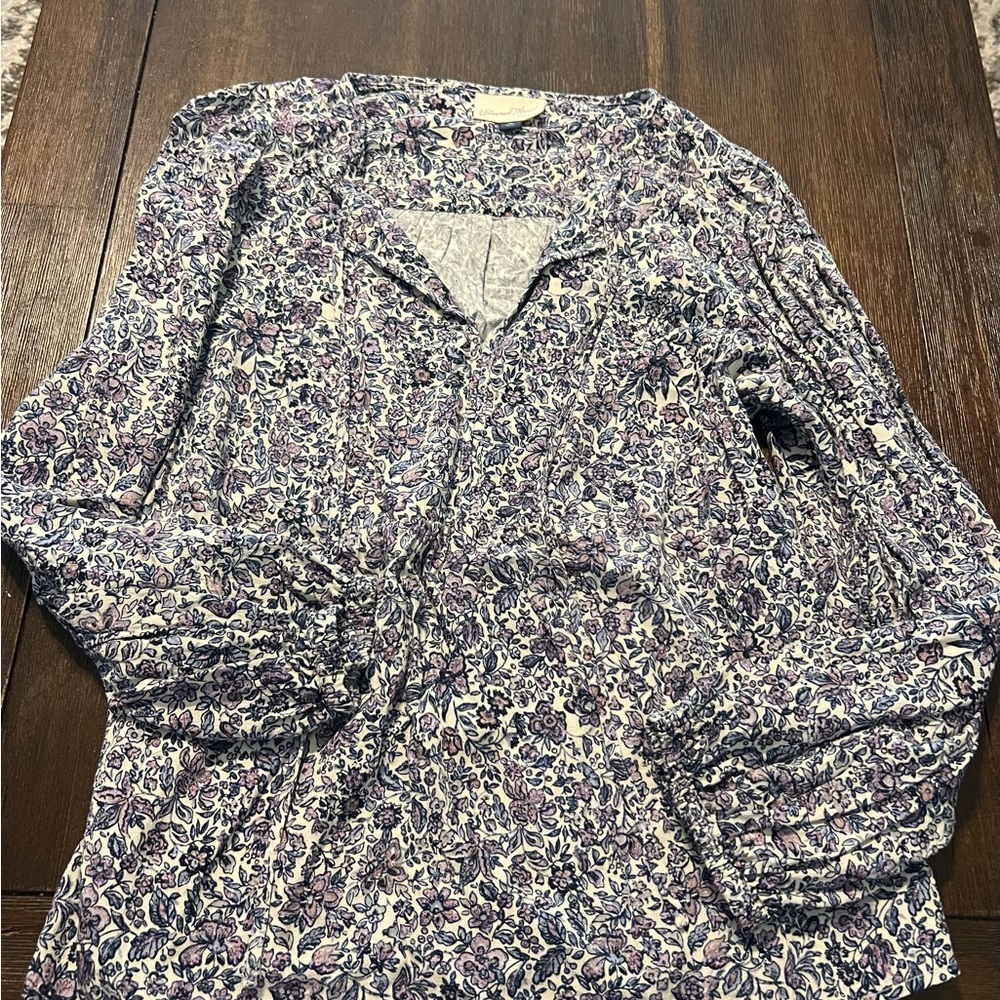 Universal Thread Black Blouse with Notched Collar and Buttoned Style